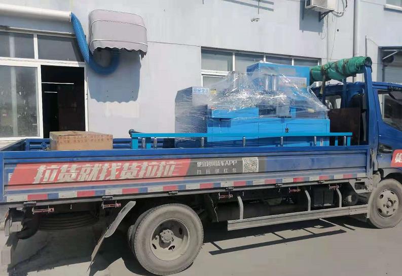 【江陰】全自動光伏角碼切割機(jī)SDY-Q450，客戶采購第三臺
