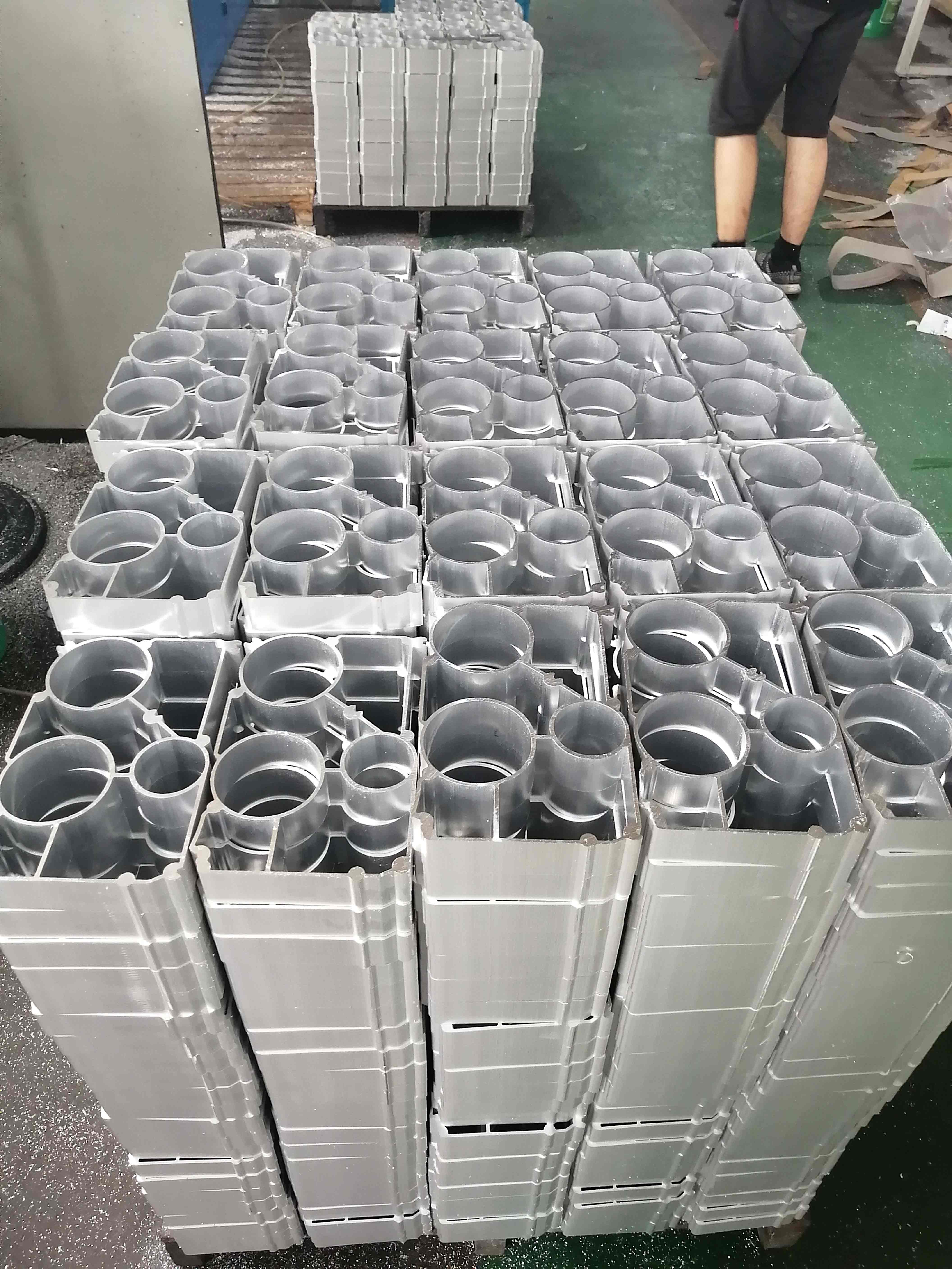 特斯拉汽車(chē)零部件1