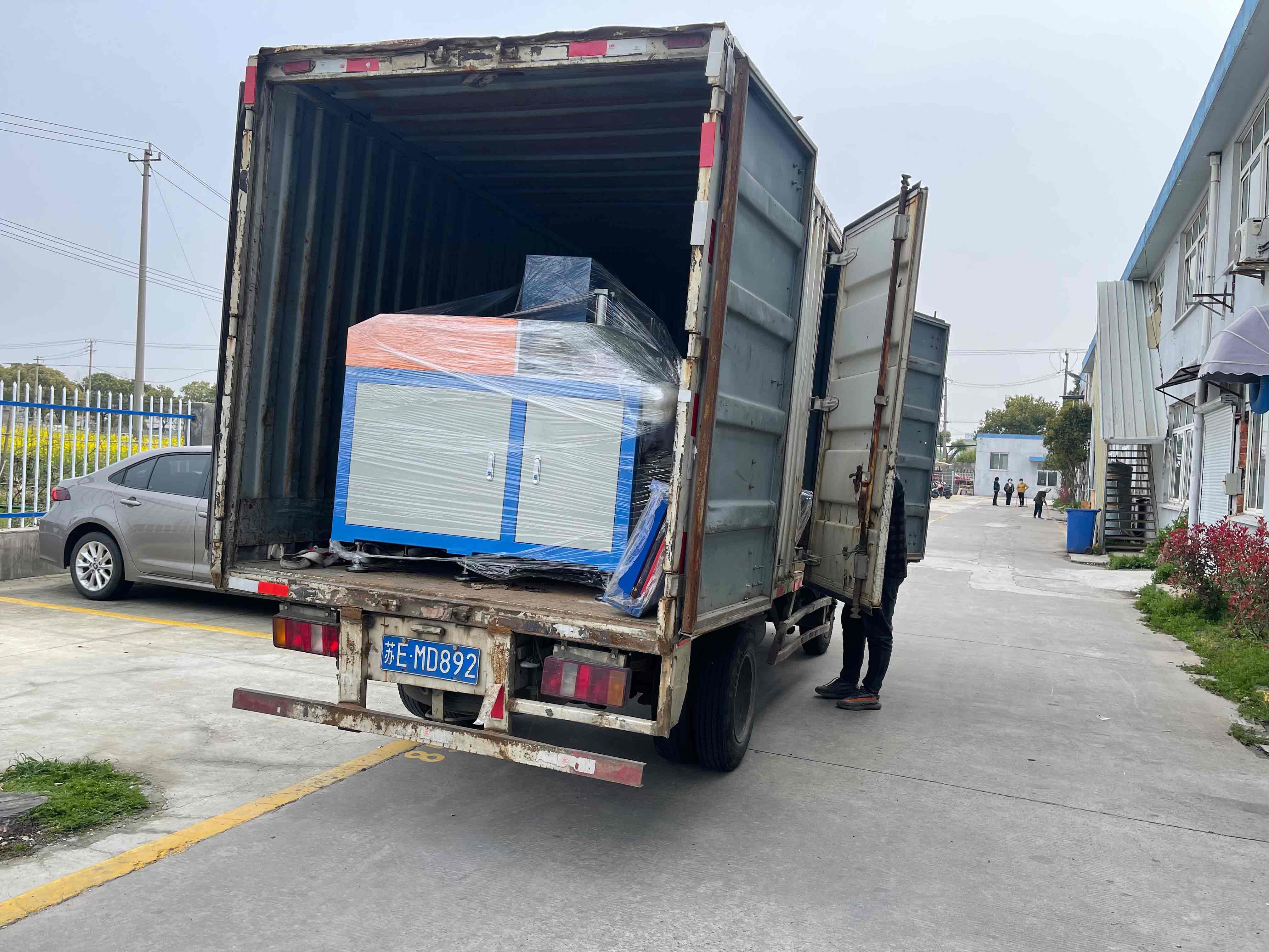 【青島】全自動切鋁機SDY-Q450已打包出庫，即將發(fā)往客戶現(xiàn)場