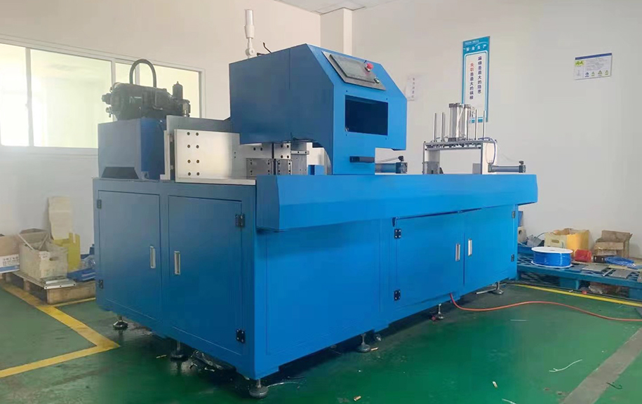 SDY-QFW450全自動(dòng)無(wú)尾料分離鋸切機(jī)